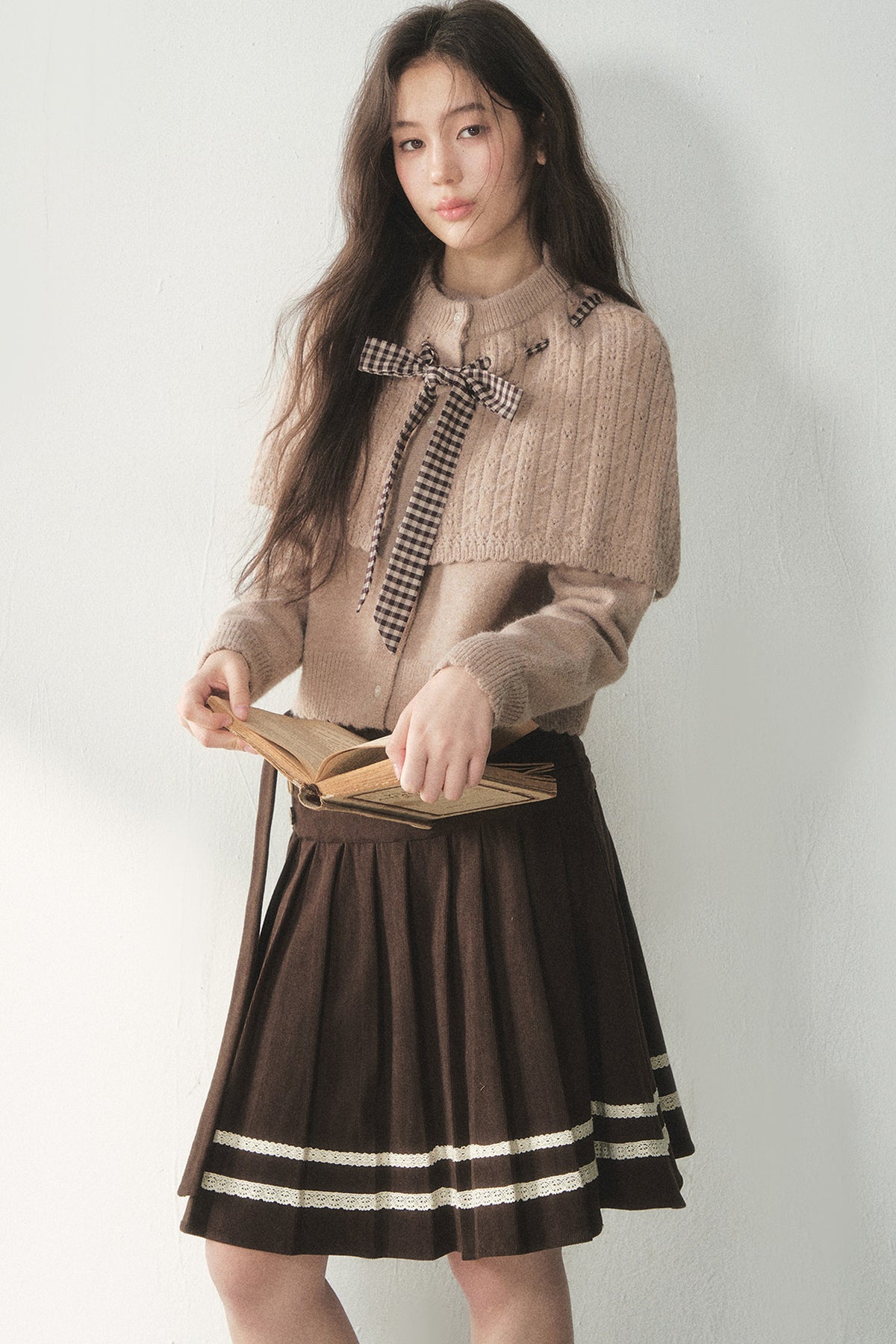 Retro Capelet And Knit Sweater Set