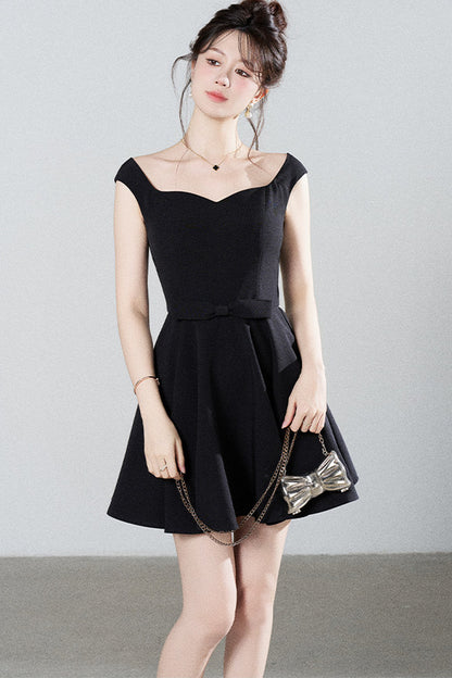 Black Square-Neck Puffy A-Line Dress