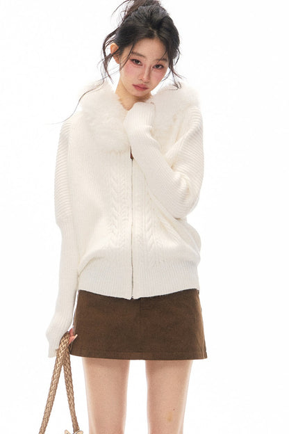 Ensemble cardigan en maille à col en fourrure et jupe