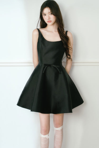 Glossy Sleeveless Dress