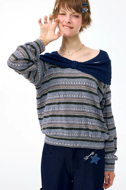 Maglietta in maglia a righe con fiocco verde