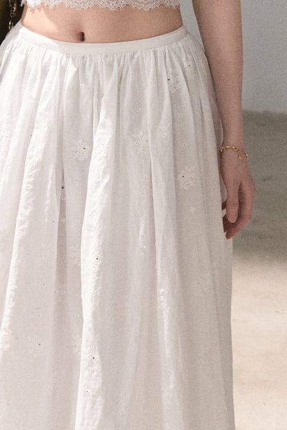 Ensemble haut et jupe en dentelle de coton à motif floral