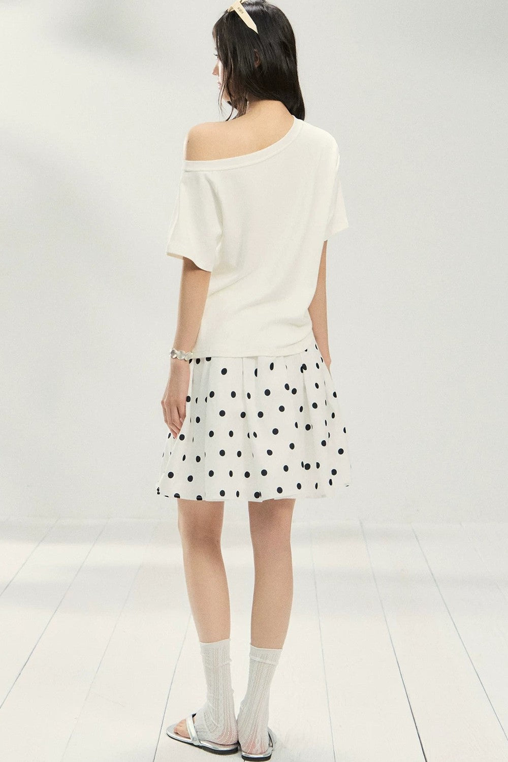 White Puppy Print Off-Shoulder Tee