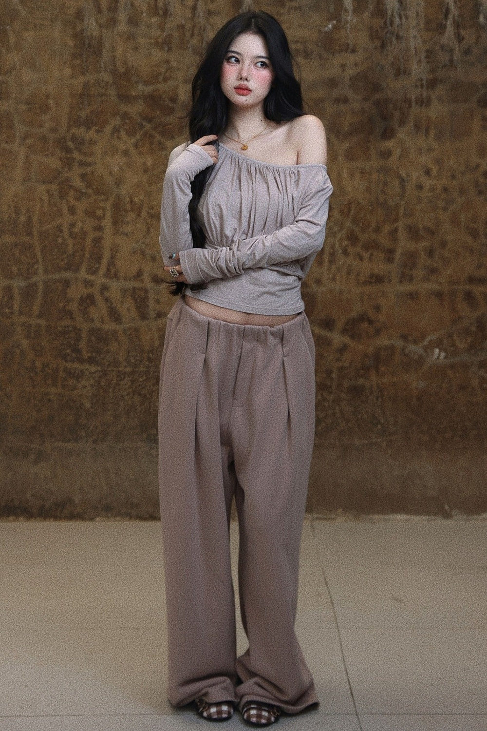 Draped Loose Pleated Straight Sweatpants