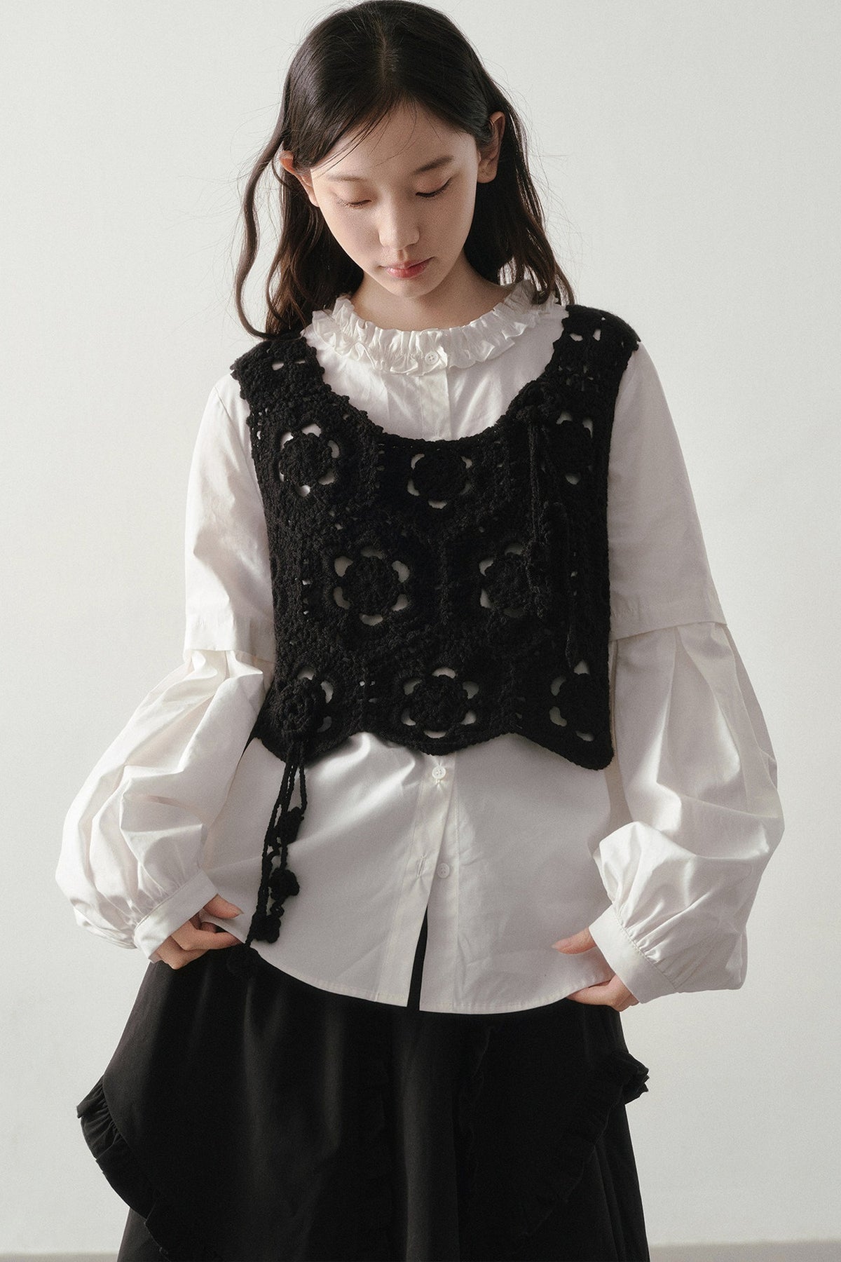 Original Design Gentle Floral Knitted Vest