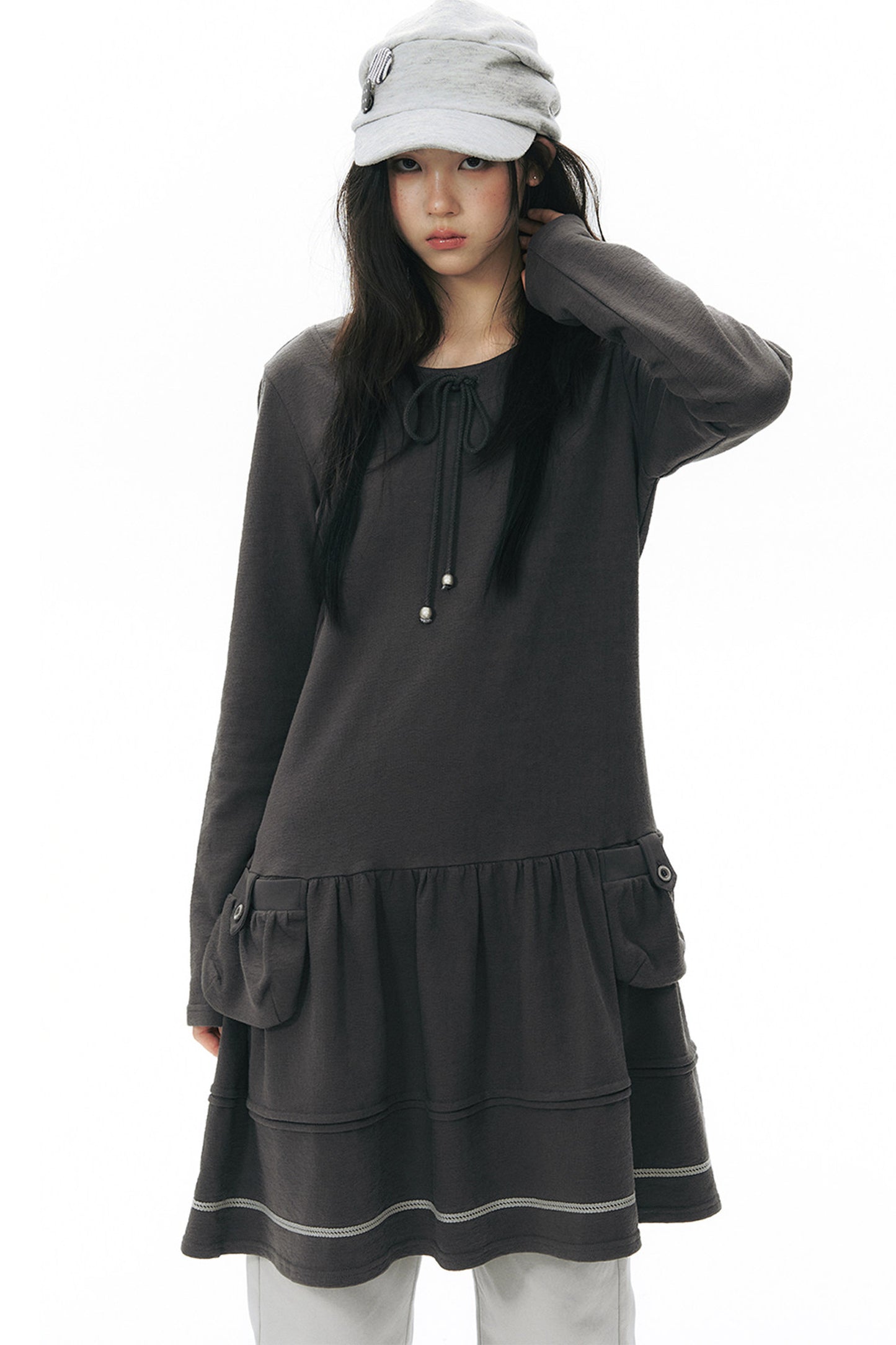 Long-Sleeved Knit Round Neck Tie Dress