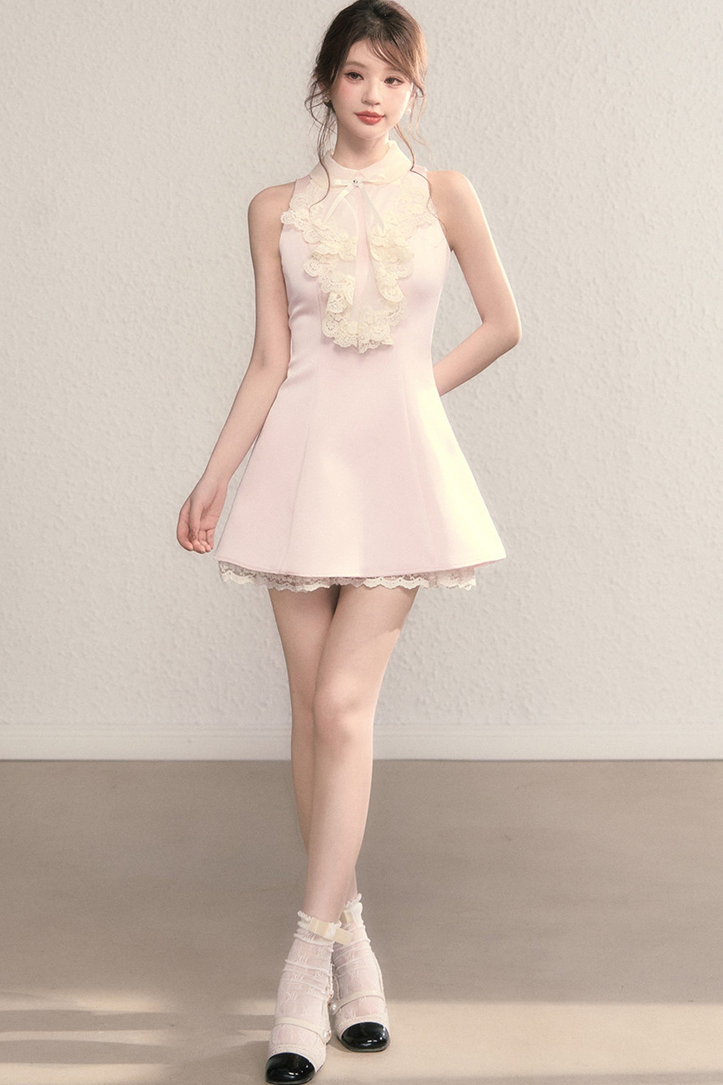 Vivian Retro Lace Collar Dress