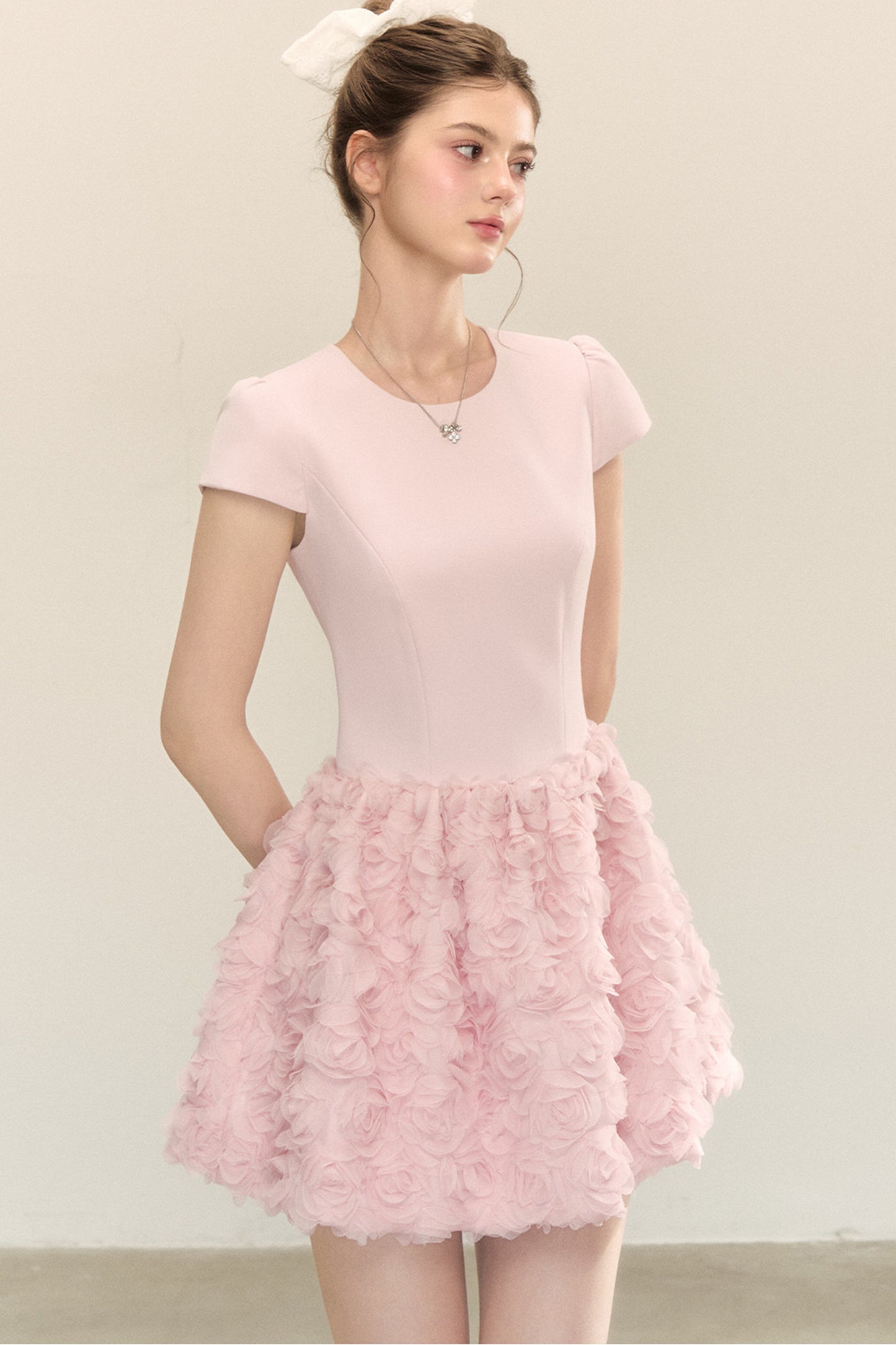 Patchwork-Kleid in A-Linie mit 3D-Blumen