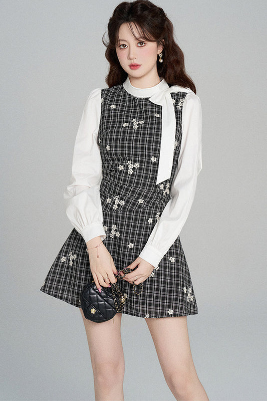 Long-Sleeved Plaid Cinched Waist Short Dress