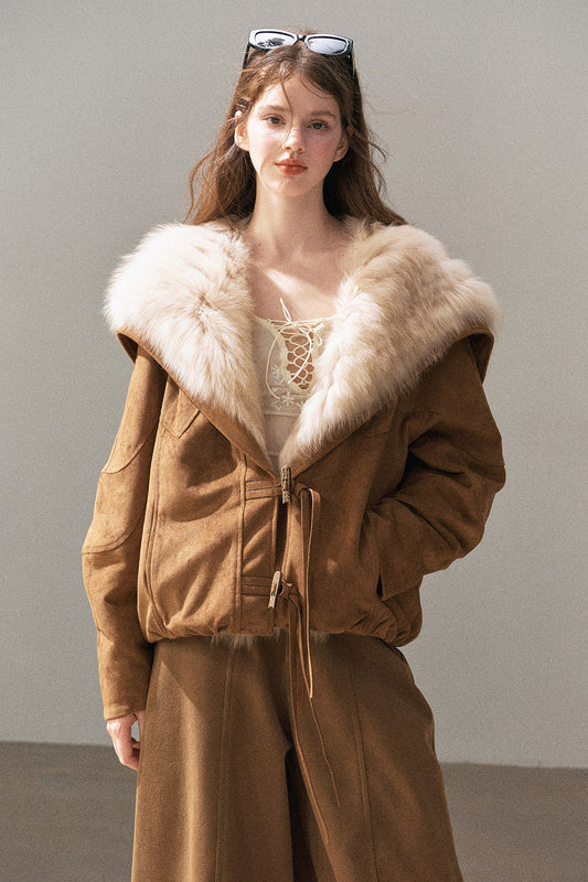 Parka mit Knebelknöpfen und Fuchspelz