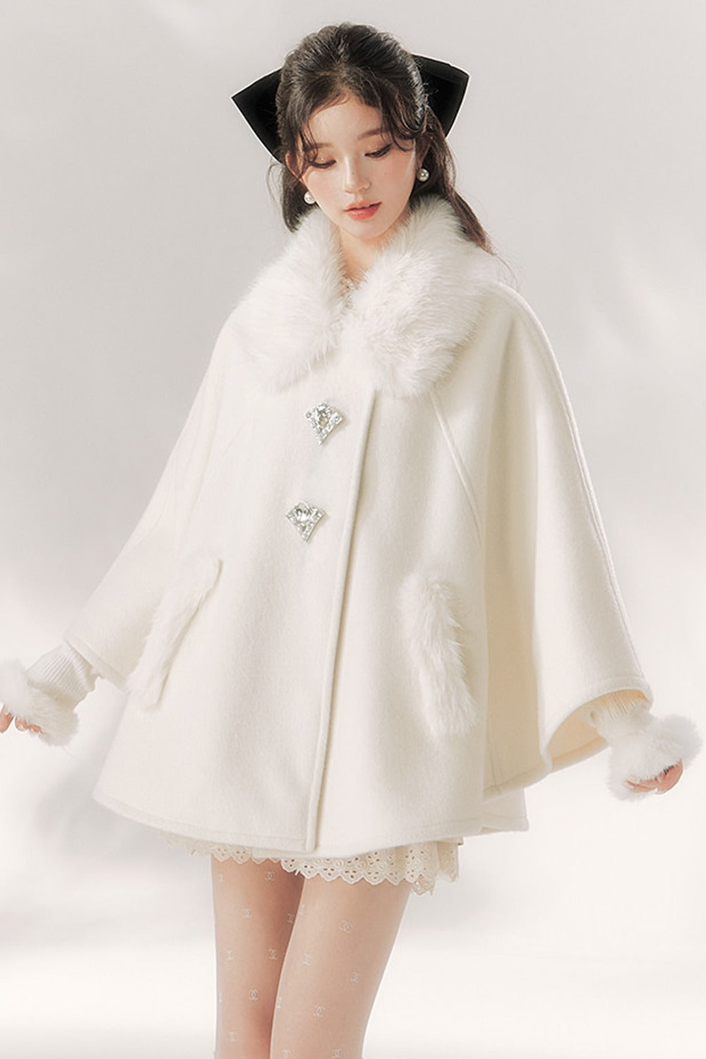Luxurious Fur Collar Cape