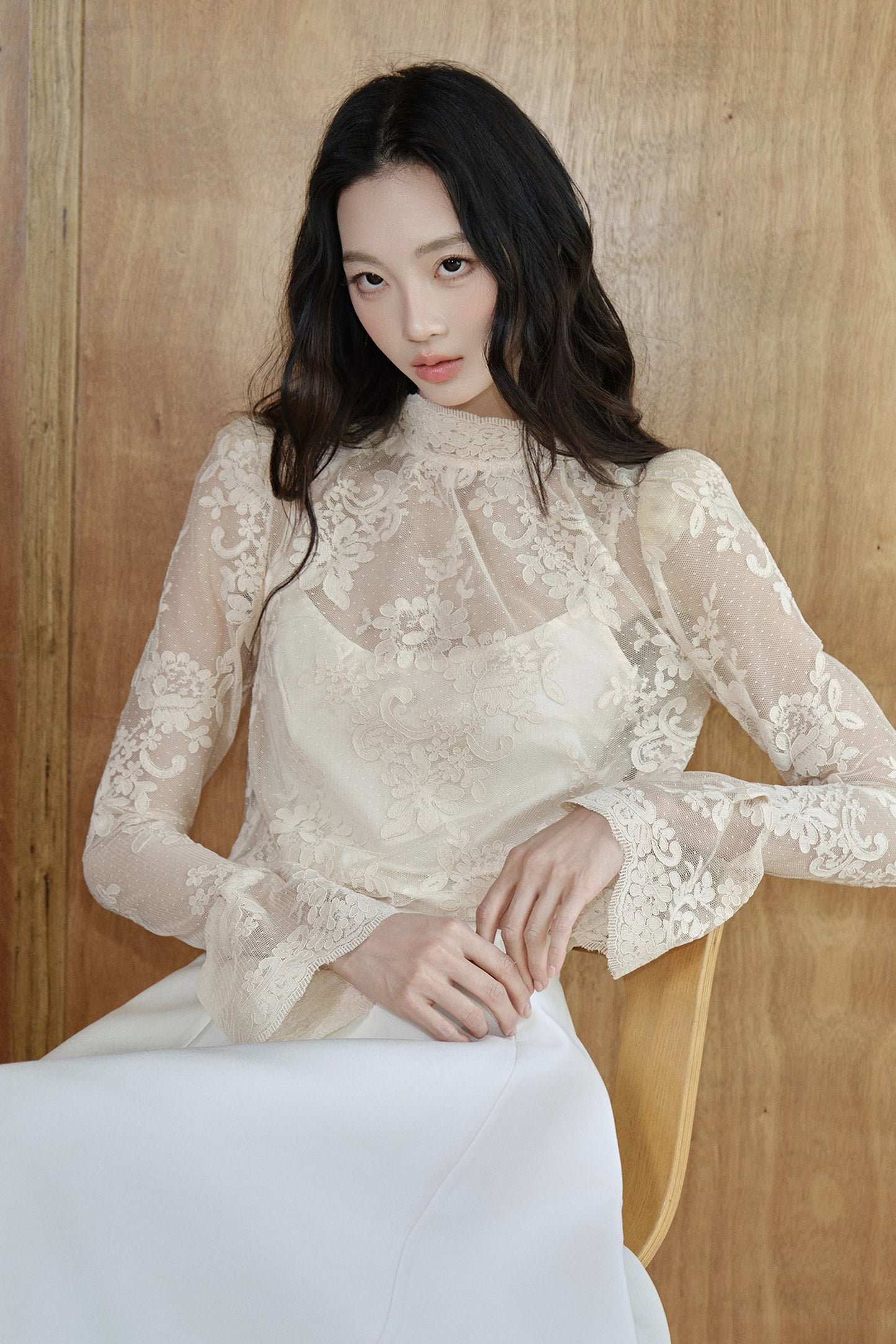 Blusa in rete e pizzo francese
