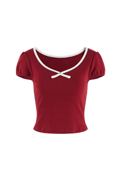 Rotes kurzärmeliges Strick-T-Shirt