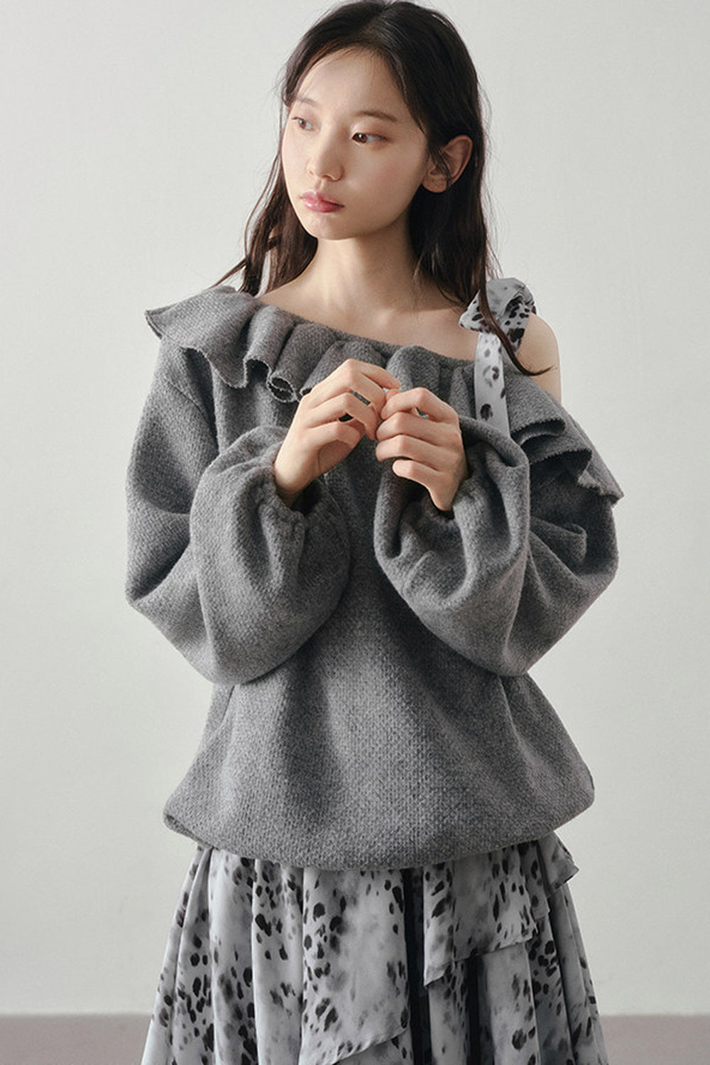 Gray Off-Shoulder Sweater Leopard Skirt Set-Up