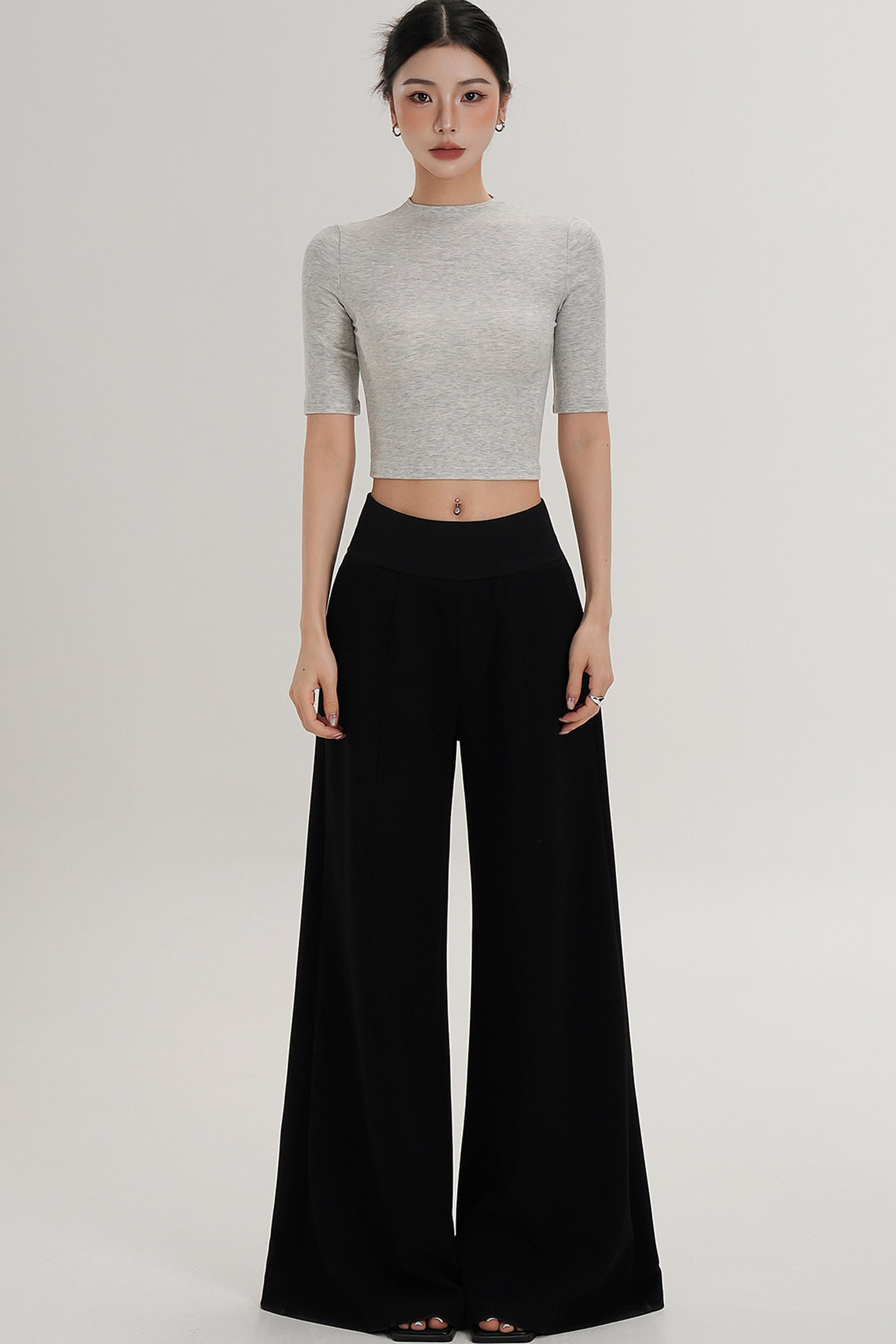 Pantaloni svasati eleganti a vita alta