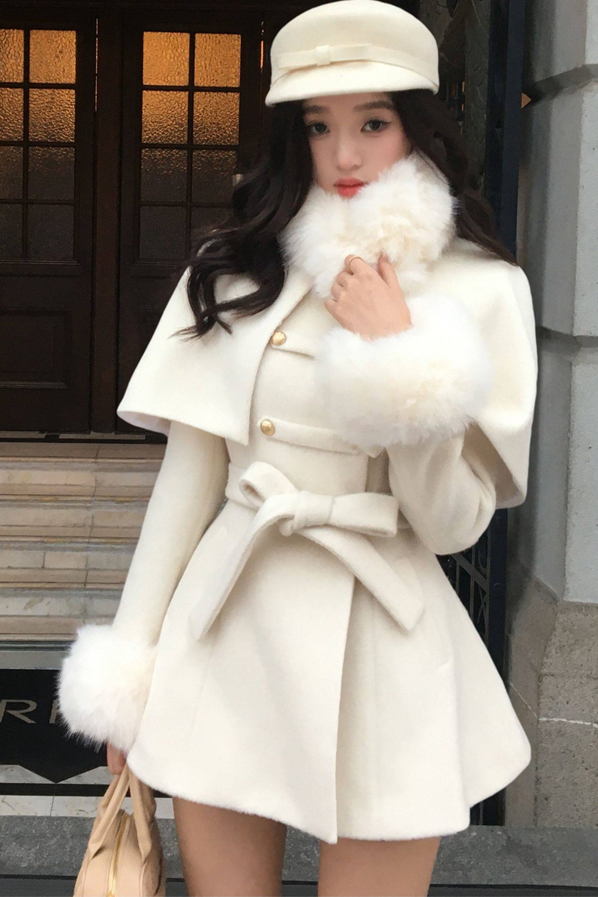 Detachable Cape Coat Set-Up