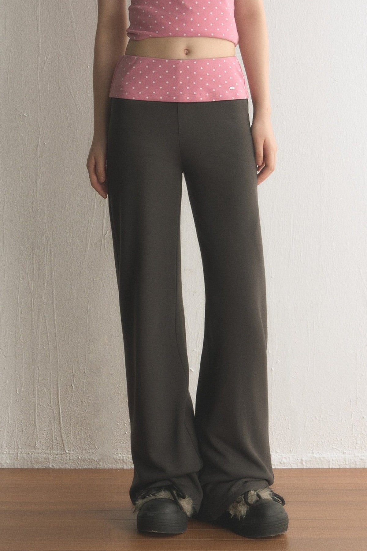 Low-Waist Polka Dot Waistband Flared Pants