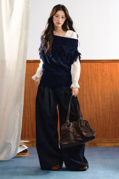 Gilet in maglia con spalla obliqua