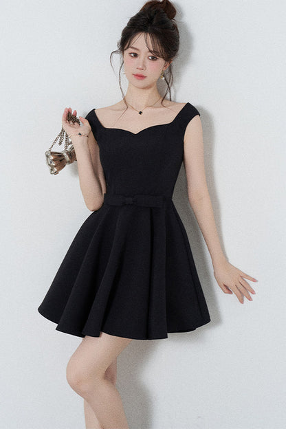 Black Square-Neck Puffy A-Line Dress