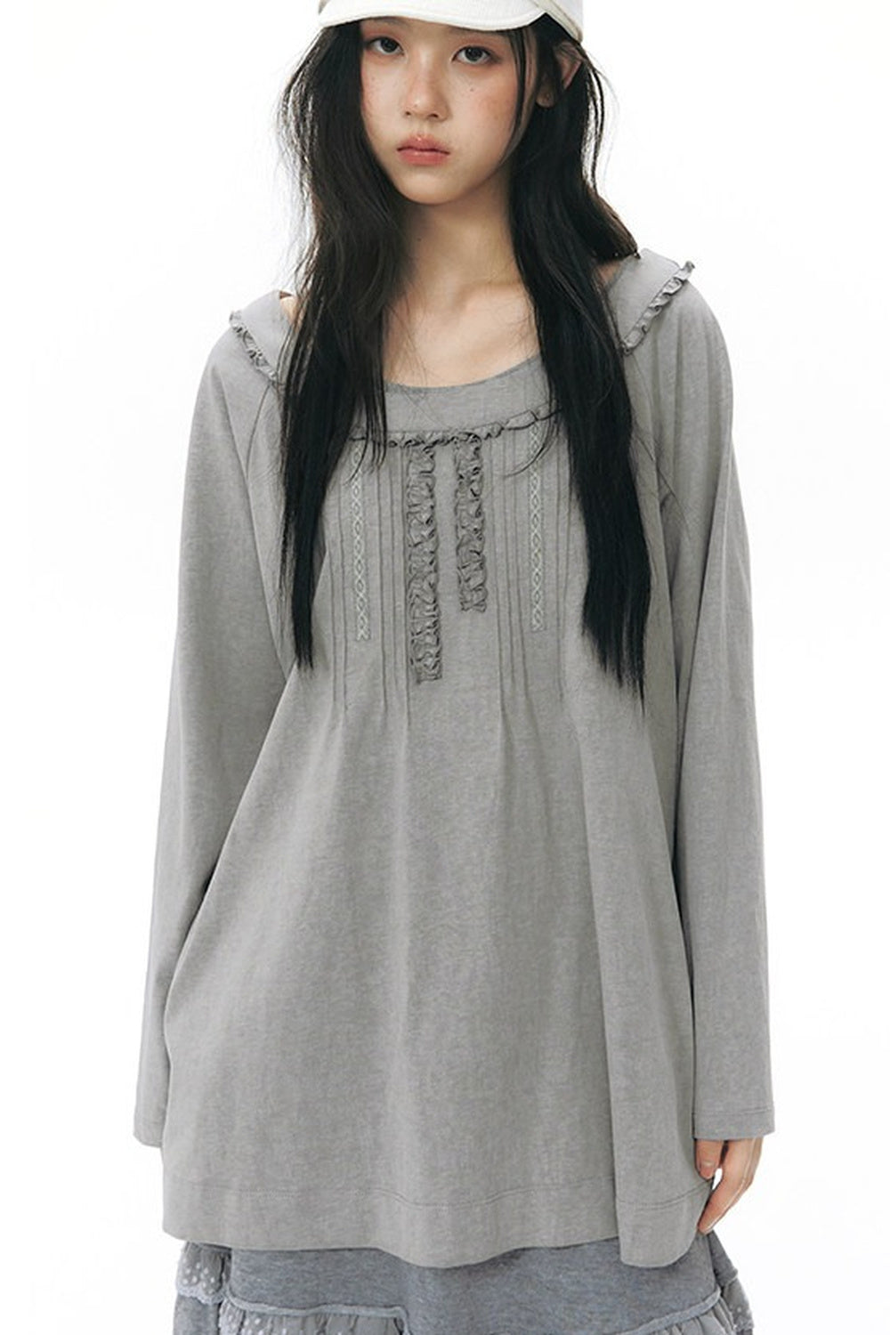 Front Chest Tuck Webbing Raglan Knit T-Shirt