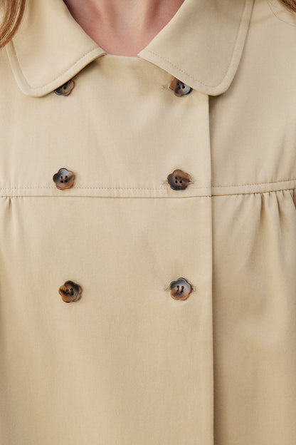 Zweireihiger Trenchcoat mit Kragen