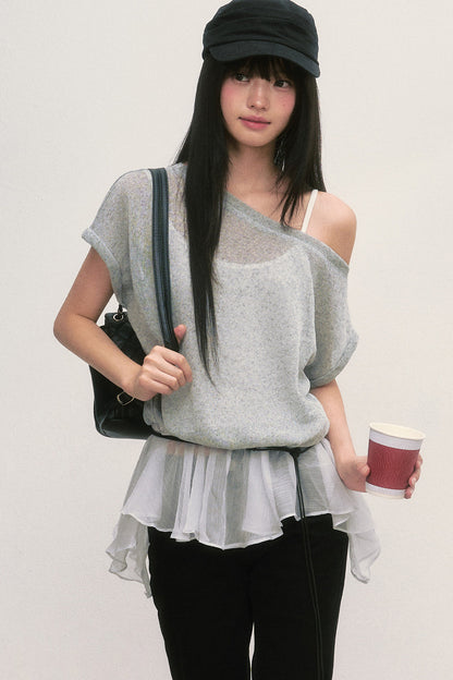 Top con inserti e spalle scoperte