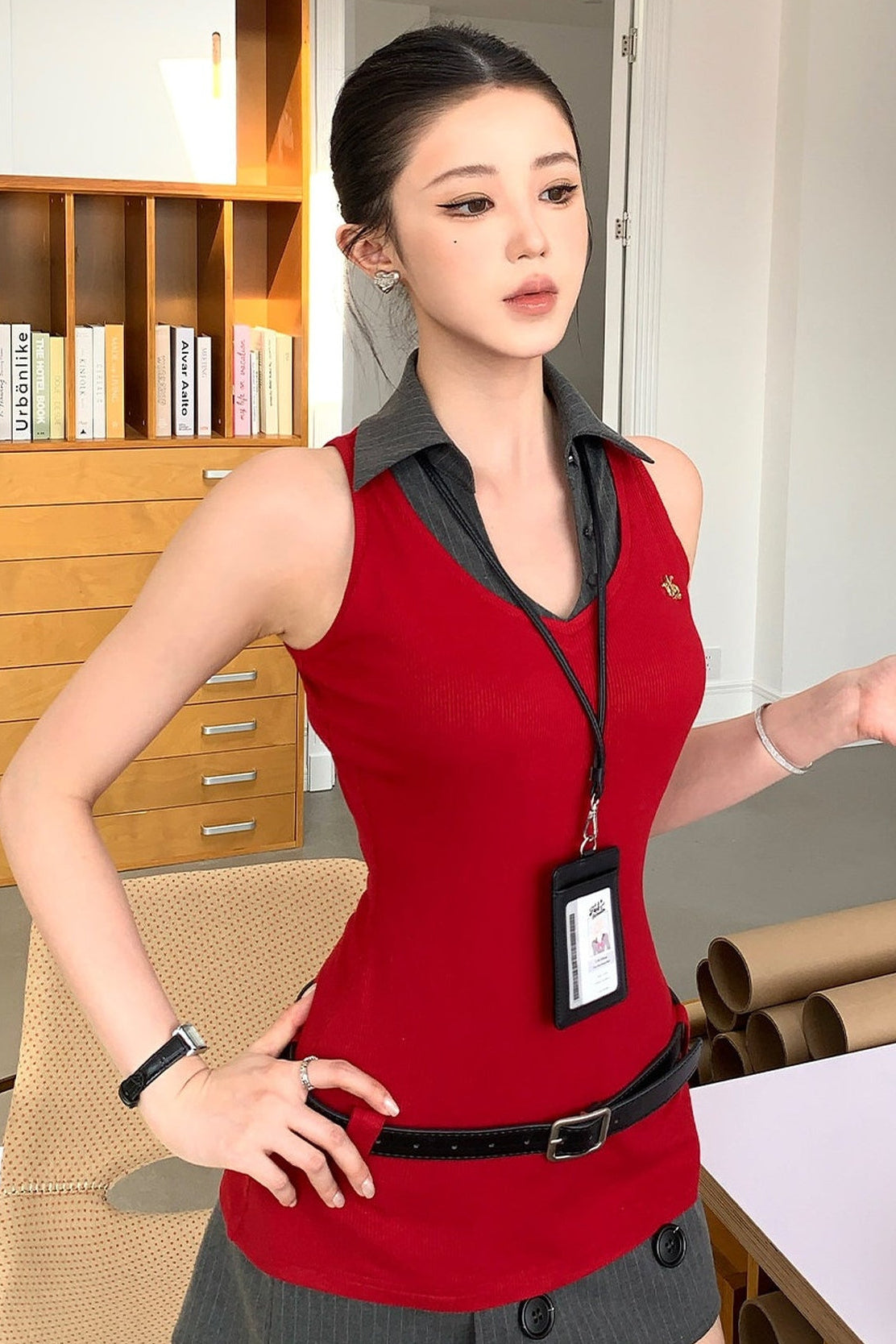 Elegant Sleeveless Vest Set-Up
