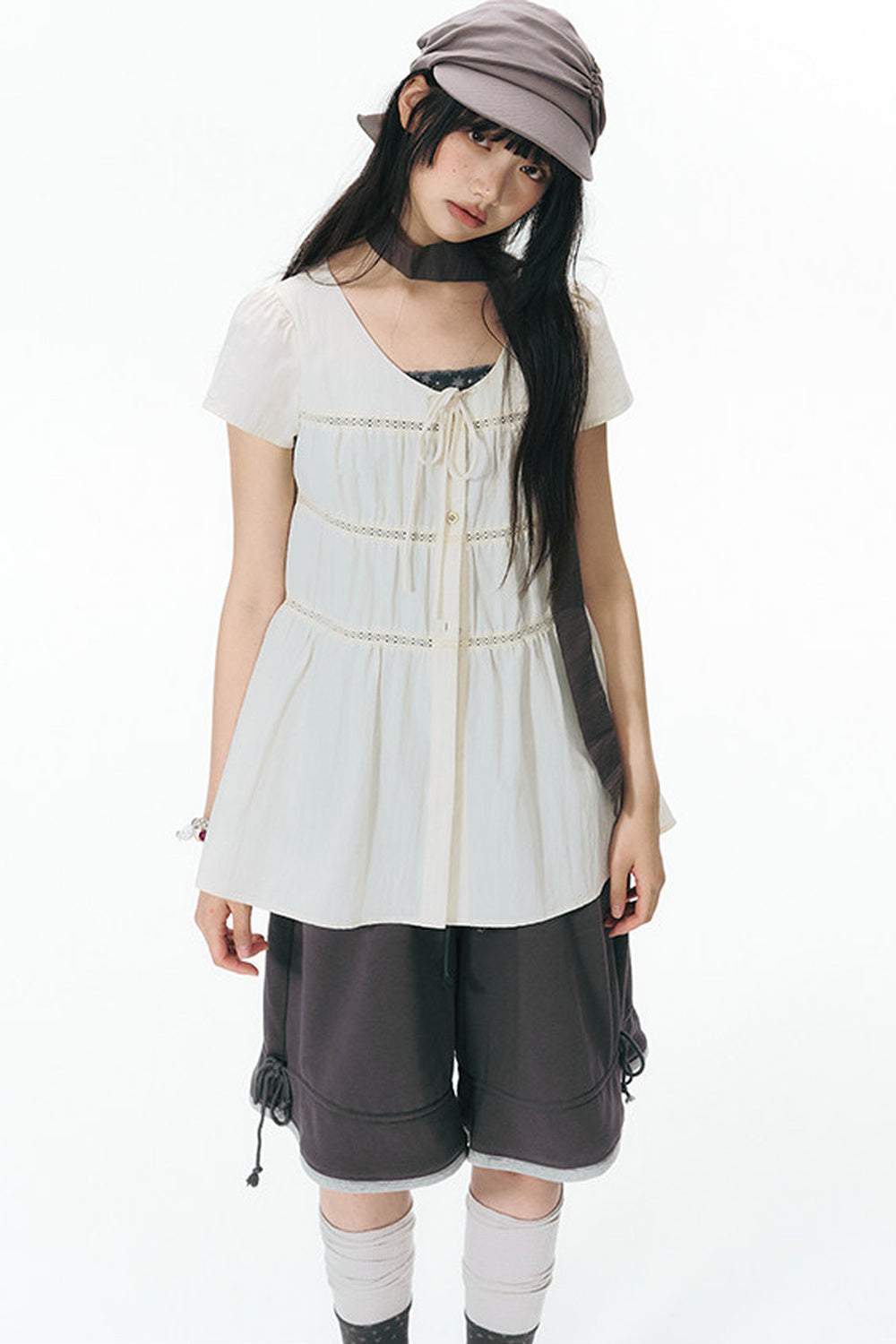 Color-Block Drawstring Elastic Waist Wide-Leg Mid-Length Shorts