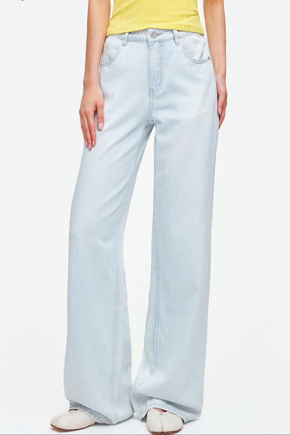 Jeans a gamba larga in misto lyocell e cotone azzurro chiaro