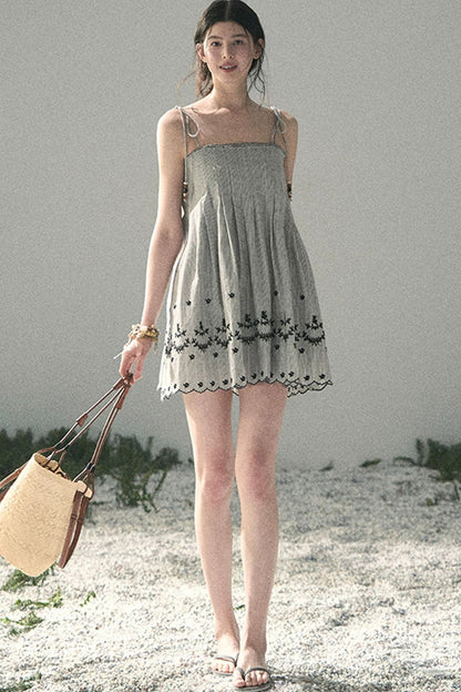 Double-Sided Wave Hem Dress