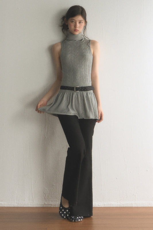 Sleeveless Quilted Knit Dress And Pants Set-Up