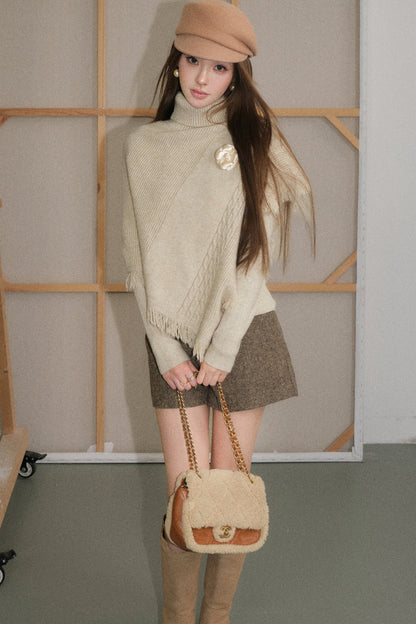Oatmeal Tassel Cape Shawl Sweater And Shorts Set-Up