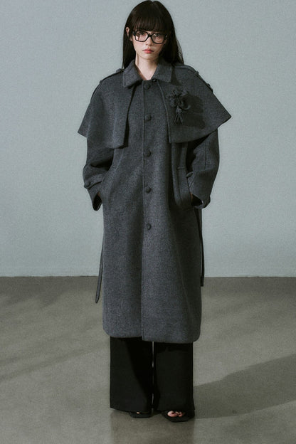 Cappotto in lana floreale fatto a mano