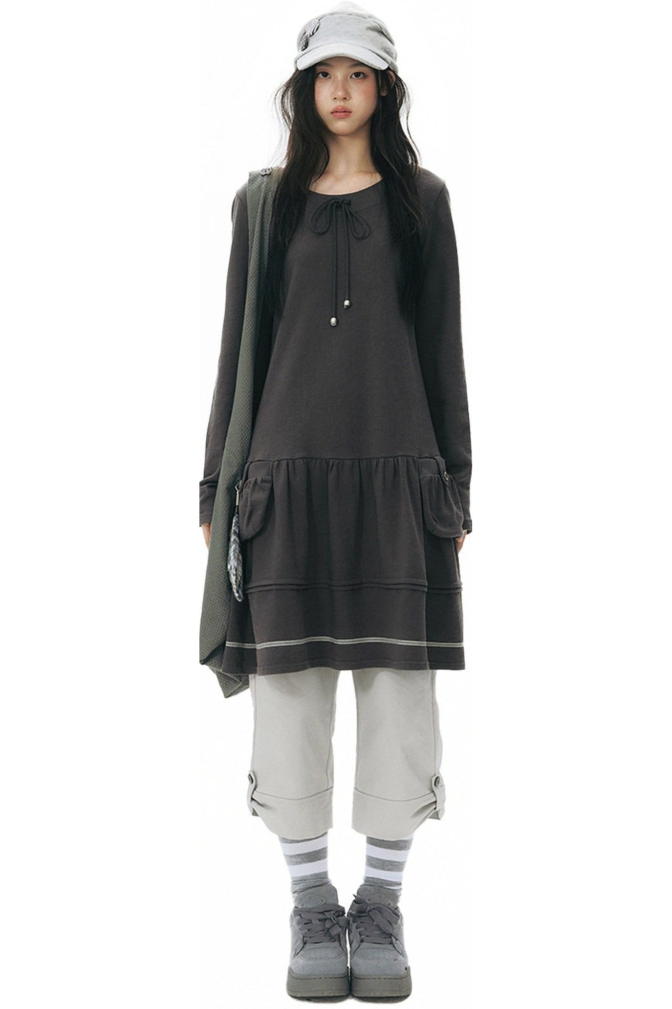 Long-Sleeved Knit Round Neck Tie Dress