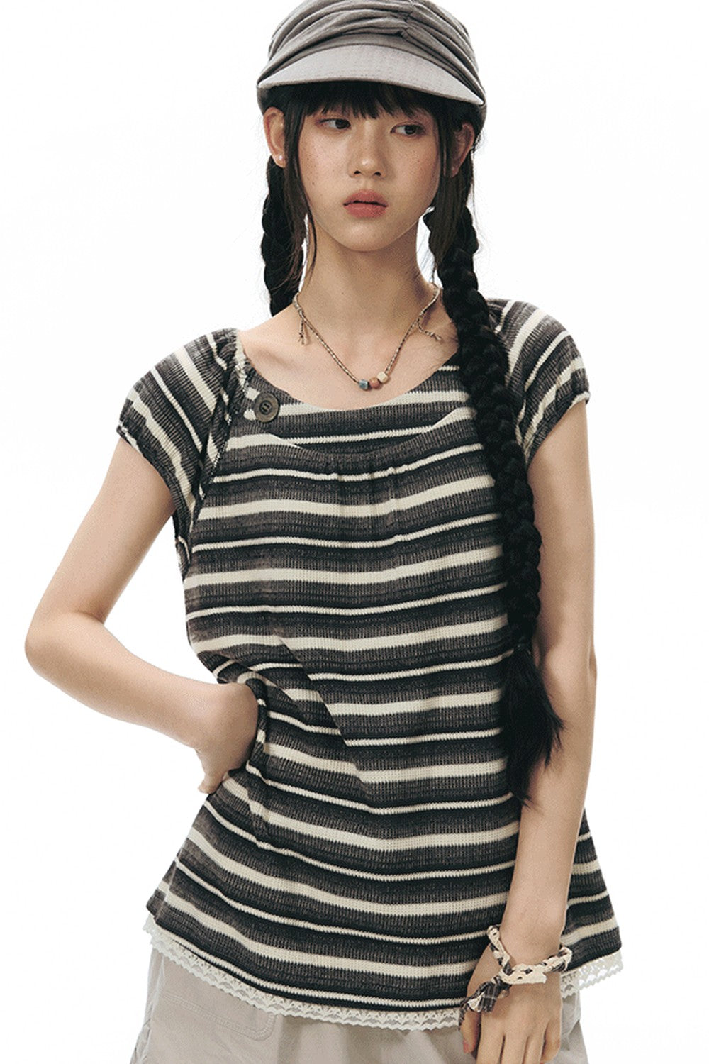 Maglia a righe rétro in maglia con pizzo