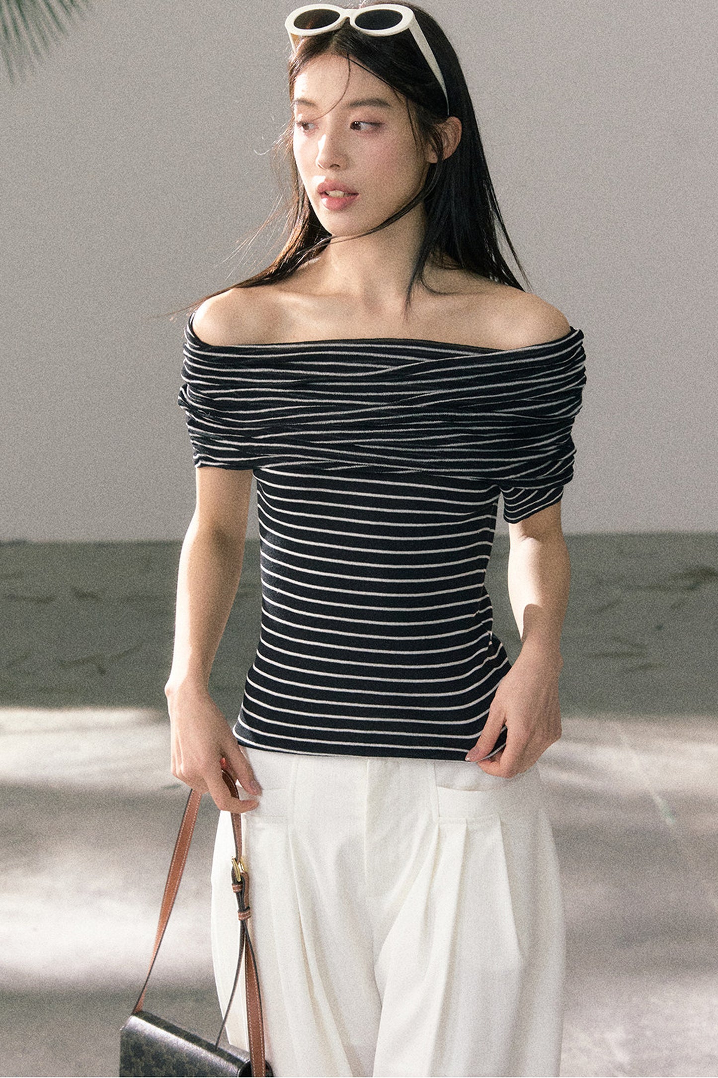 Top de hombros descubiertos estilo deseo puro