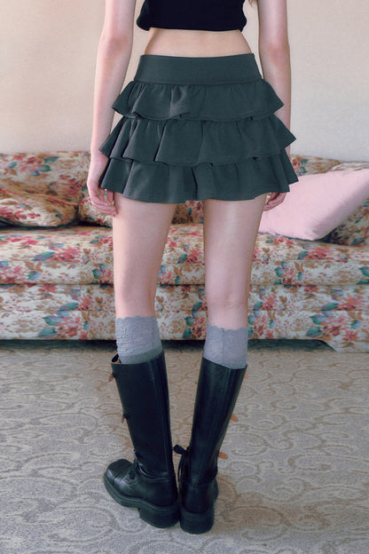 Gonna a balze con volant dallo stile femminile
