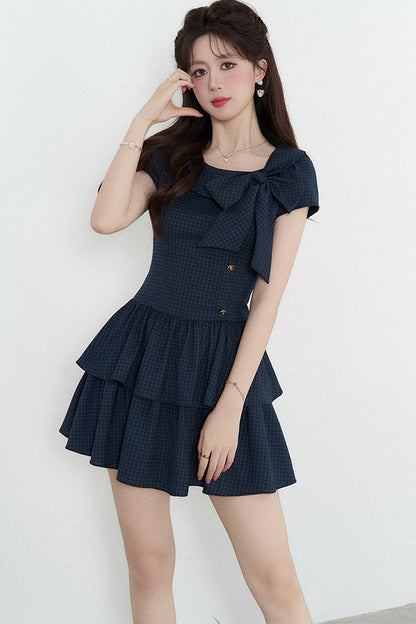 Marineblaues kariertes Sommerkleid