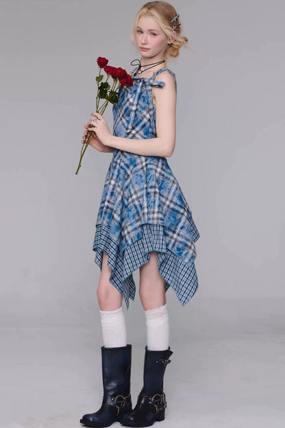 Vestido de tirantes de cuadros azules irregulares