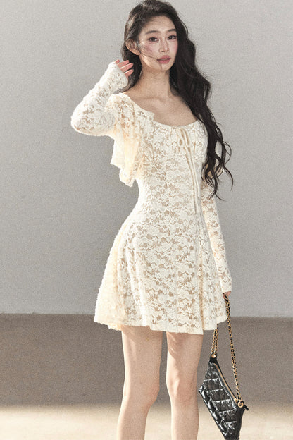 Ensemble robe bouffante ajourée en dentelle et veste