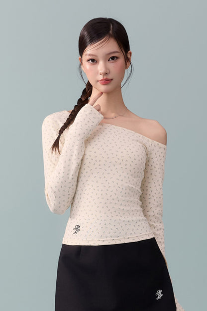 Off-Shoulder Long-Sleeve Slim T-Shirt