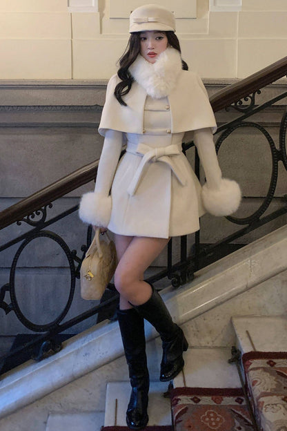 Detachable Cape Coat Set-Up