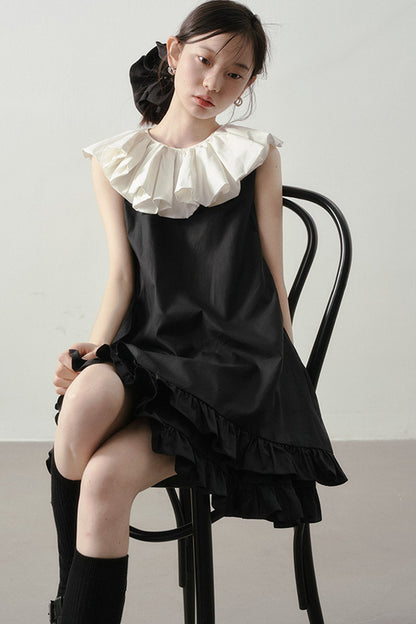 Black White Contrast Ruffle Collar Sleeveless Dress