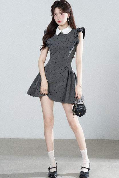 Polka-Dot-Kleid mit Flatterärmeln