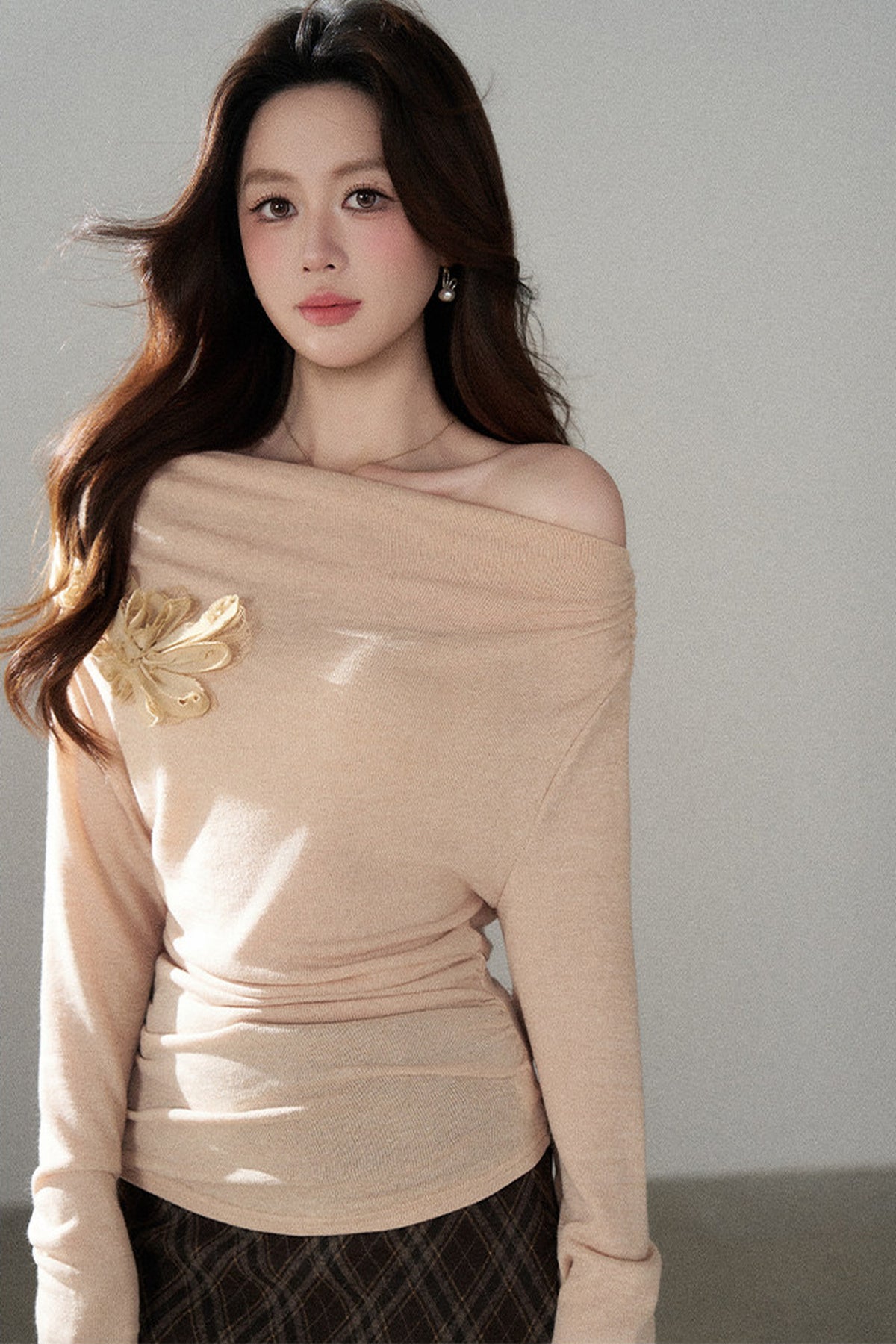 3D Floral Knit Pullover