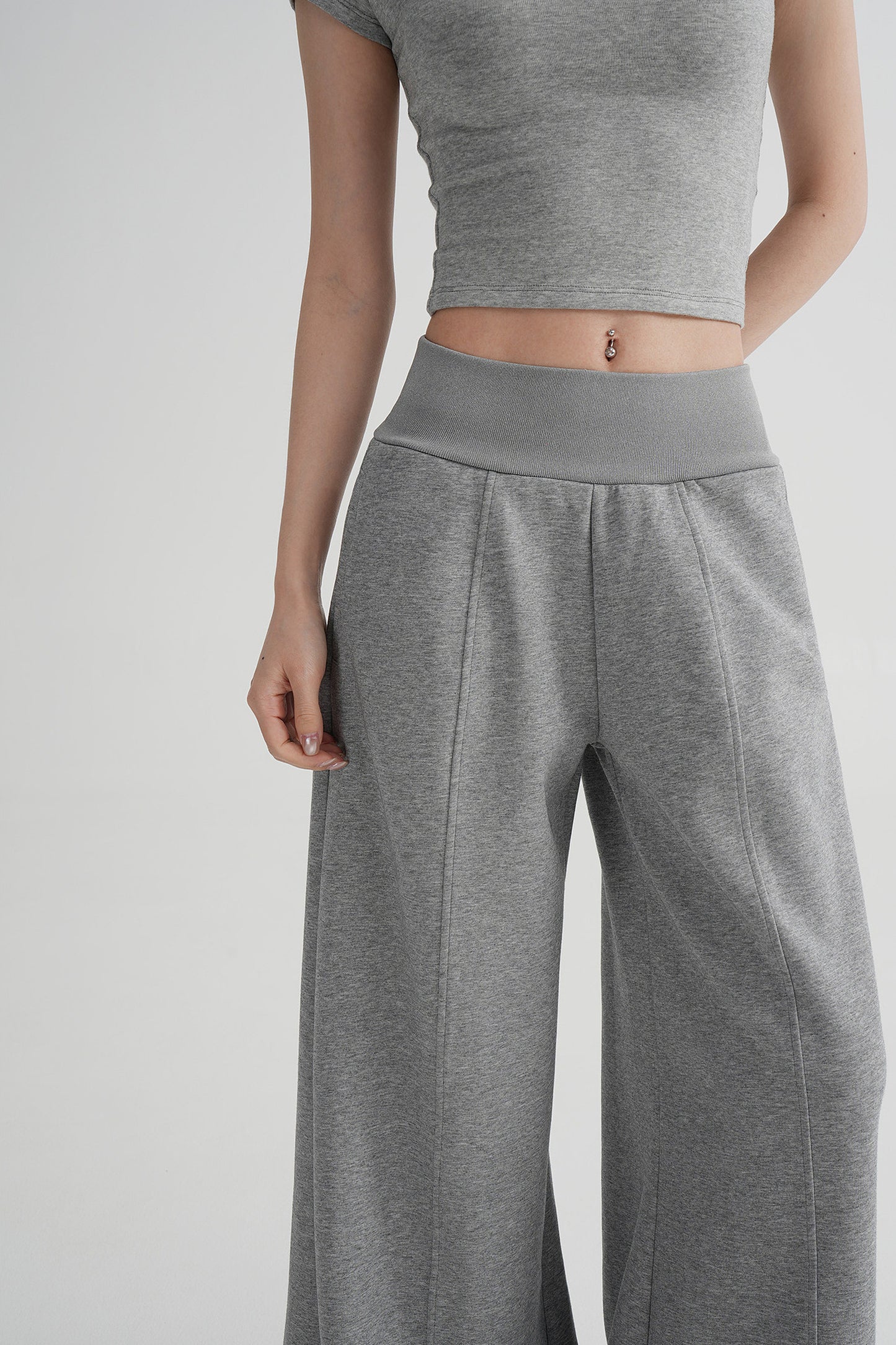 Pantaloni svasati eleganti a vita alta