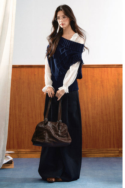 Gilet in maglia con spalla obliqua