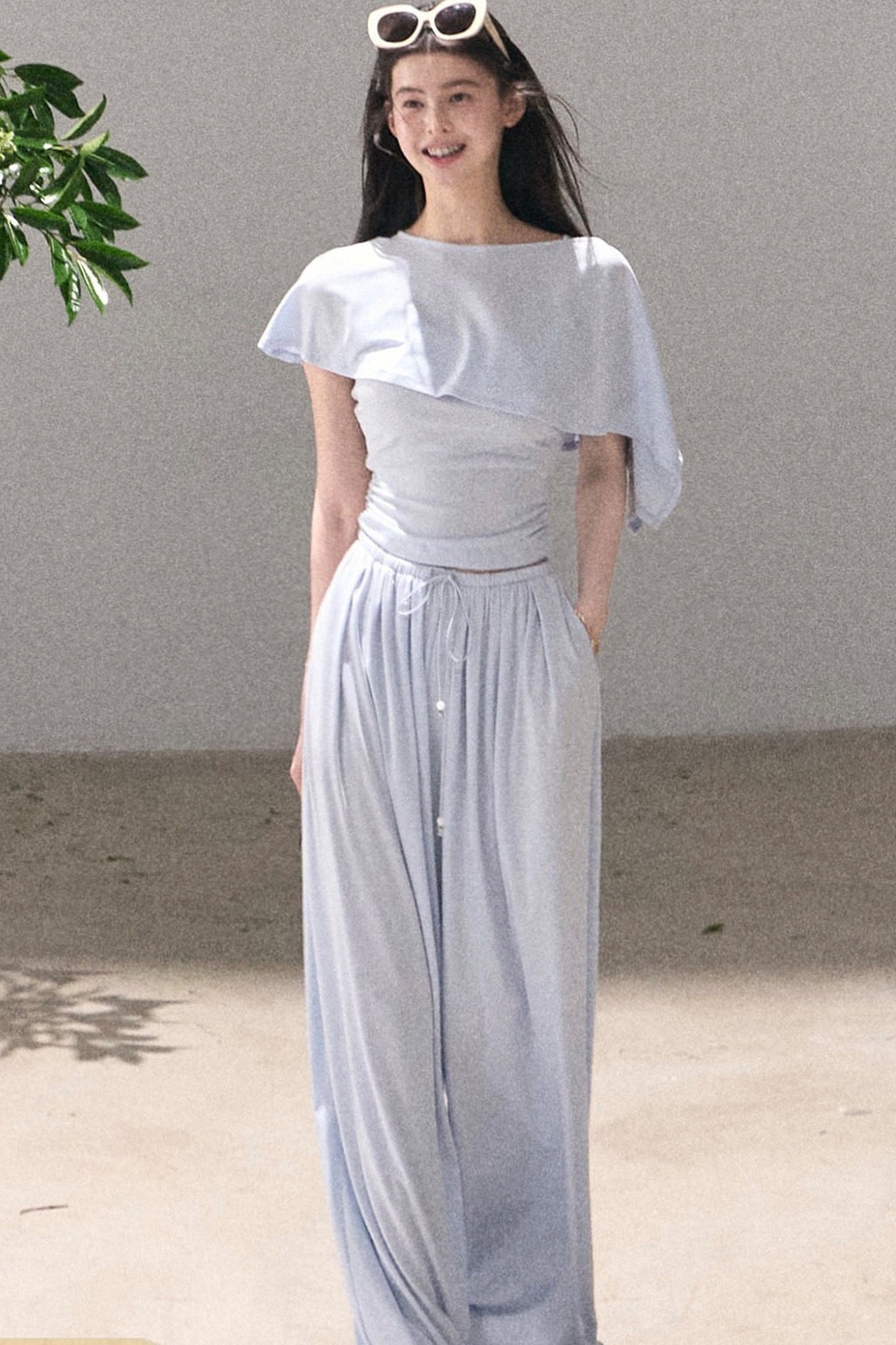 Completo con canotta a mantella e pantaloni in lyocell