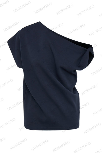 Three-Dimensional Twist Shoulder Top