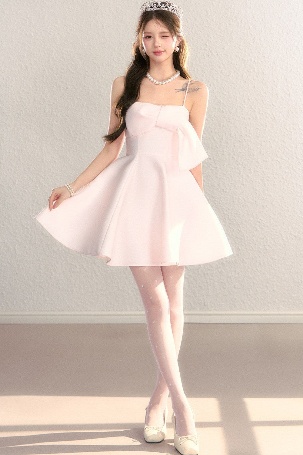 Abito da sera in tulle con spalle scoperte